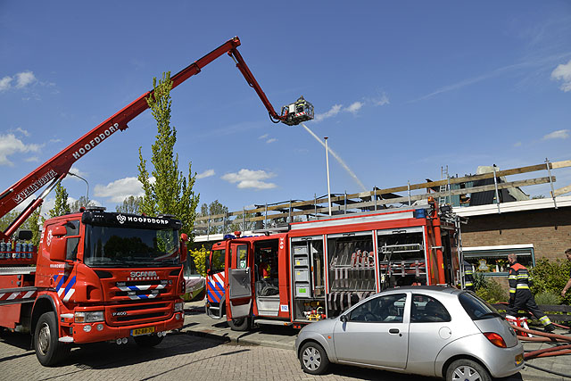 2013/128/GB 20130515 055 Zeer grote brand Werf Rijsenhout .jpg